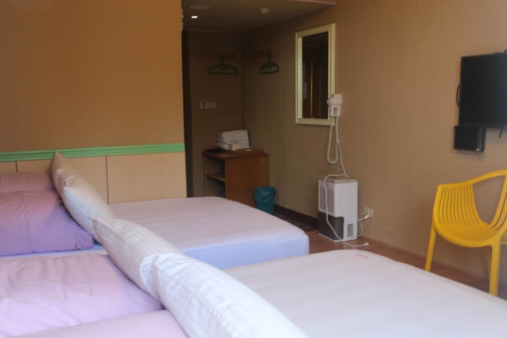 Wankou Hotel Čung-čeng Exteriér fotografie